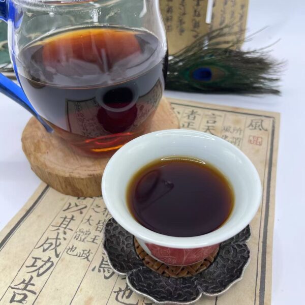 Betel nut flavored Liubao tea