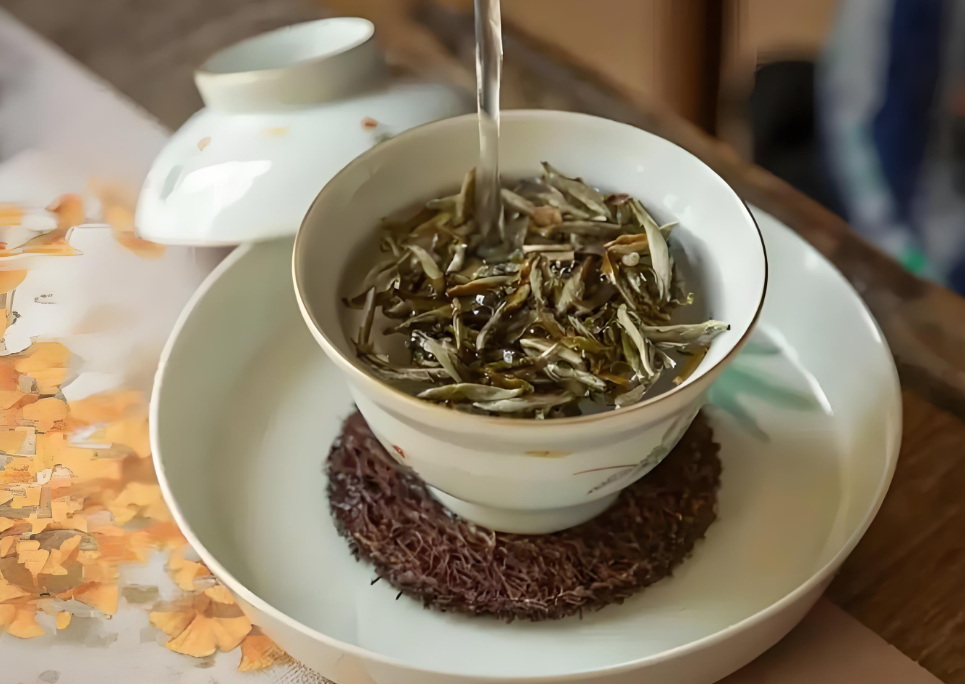 How to Brew White Tea