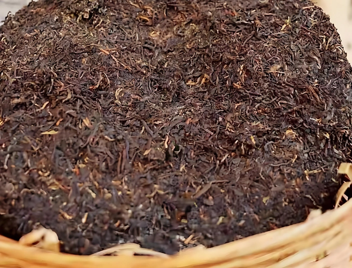 dark tea for bloating relief