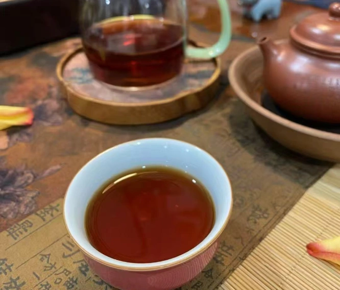 dark tea for cholesterol management